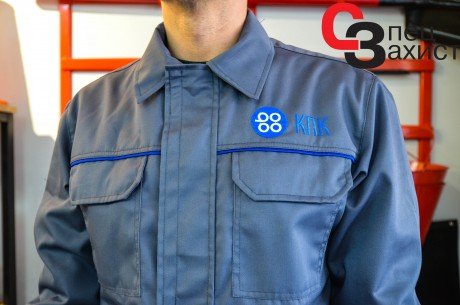 логотип на куртці вишивка